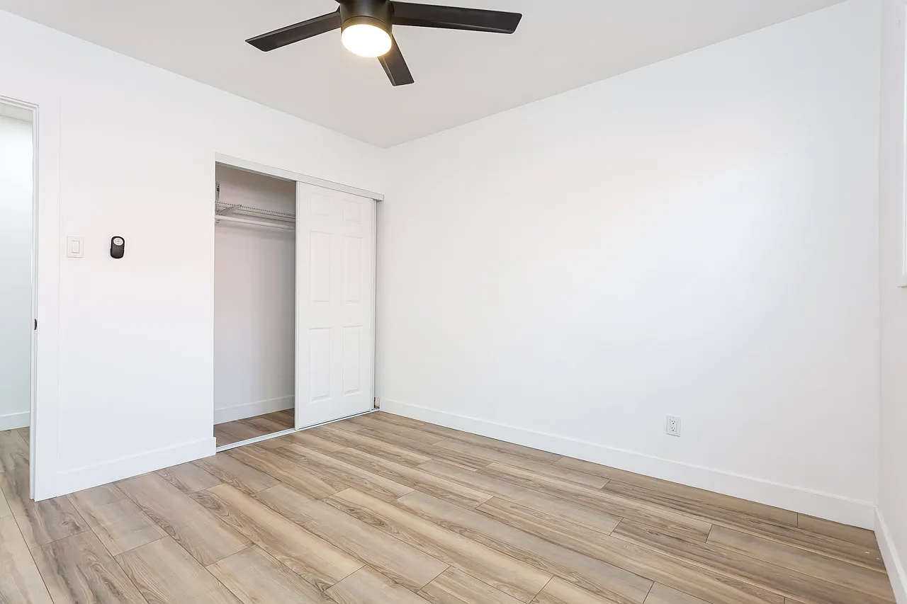 3 bed, 1081 sqft, $4,525 — Photo 1