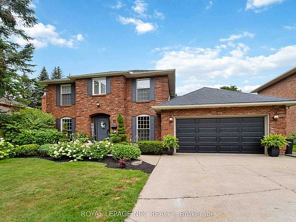 2nd image of 42 Foresthill Cres