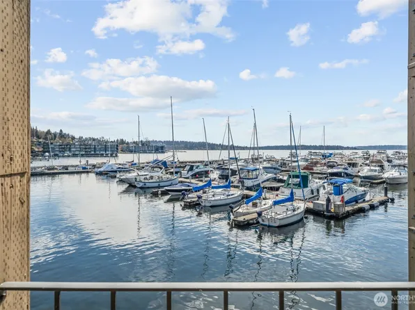 65 Kirkland Avenue #202, Kirkland, WA 98033