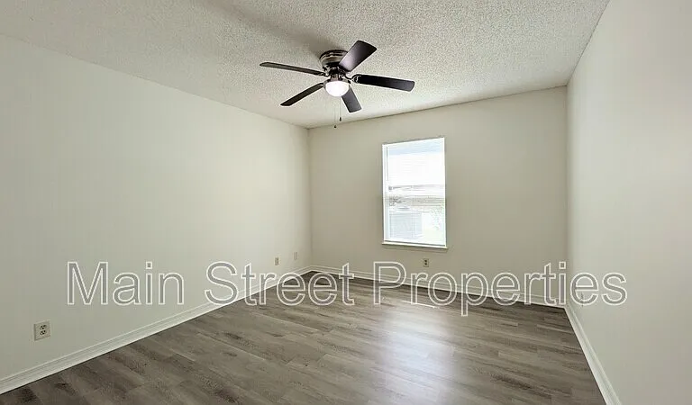 2303 W Michigan Ave #C2 — Photo 22