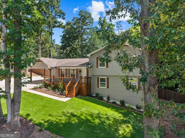 492 Rustic Ridge Cir, Lawrenceville, GA 30043