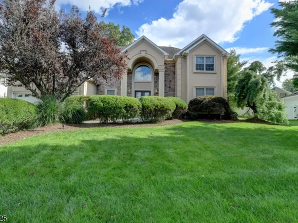 26 Liberty Court, Fairfield Twp., NJ 07004
