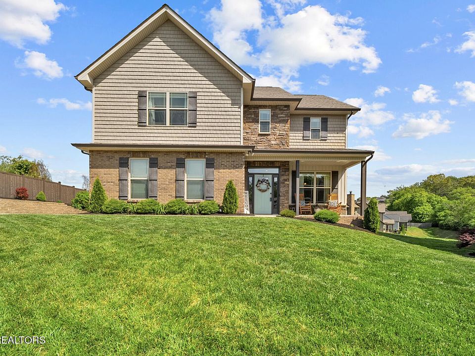 1st image of 510 Greystoke Ln