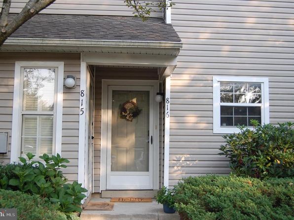 816 Reading Ct