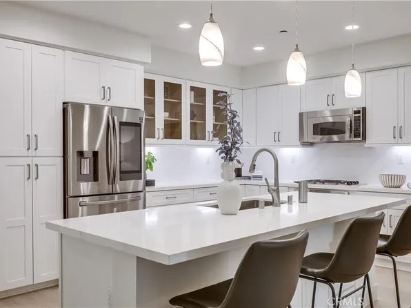 617 Rockefeller, Irvine, CA 92612