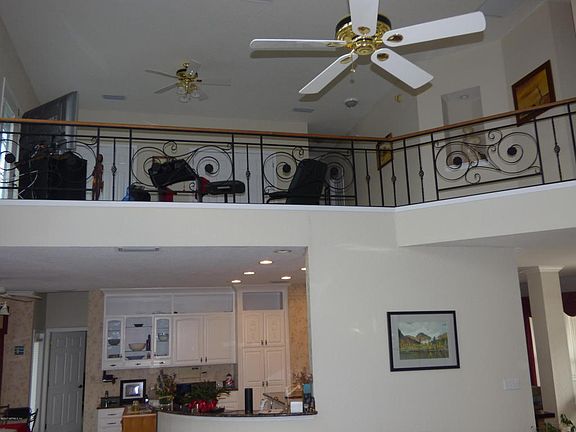 3rd image of 4447 Harbour Island Dr