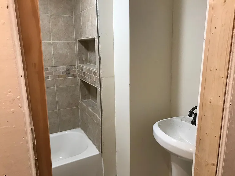 9616 S Exchange Ave #1 — Photo 11