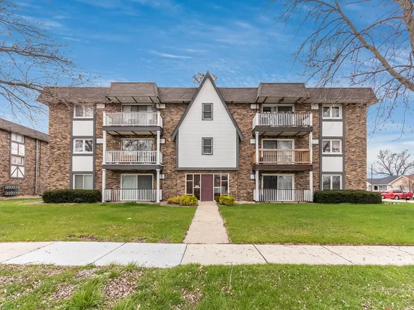 5850 W 87th St APT 2C, Burbank, IL 60459