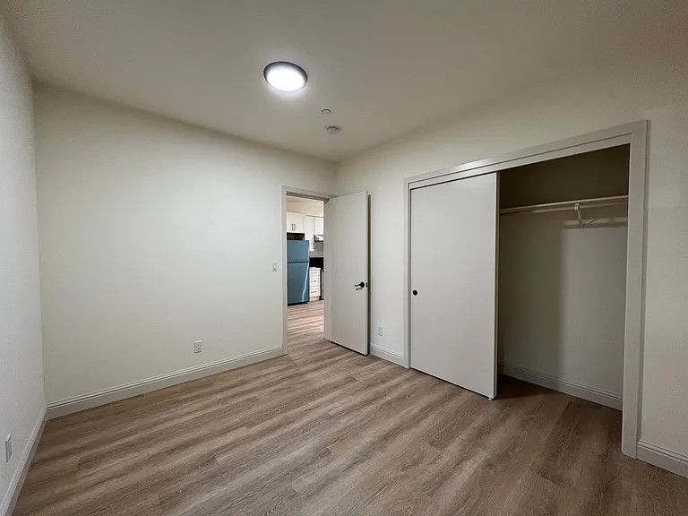 715 Madison St #202 — Photo 8