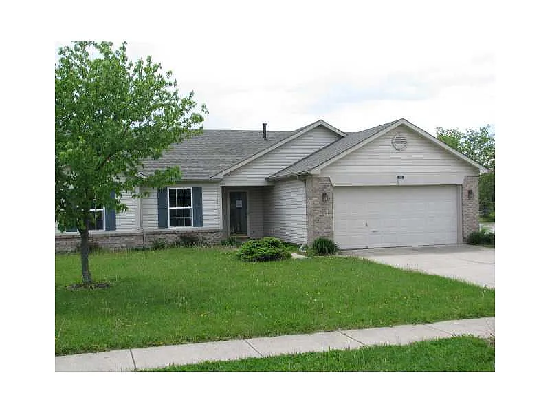 138 Fountain Dr photo 1