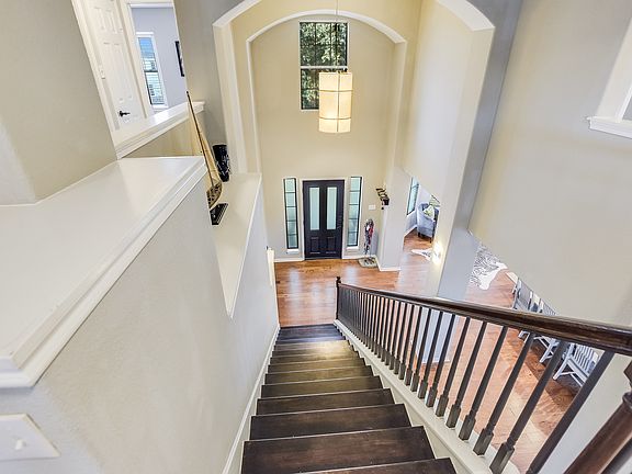 5th image of 7042 Thistle Hill Way