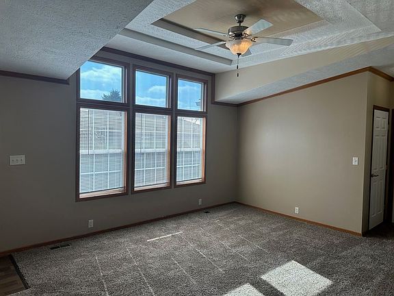 3rd image of 3472 Nottingham Dr #566
