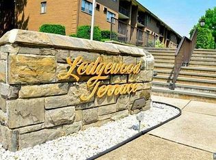 466 Liberty St APT 102, Little Ferry, NJ 07643