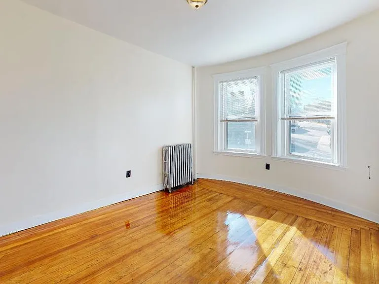 15 Codman Park #4 — Photo 1