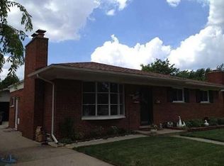 29289 Eiffel Ave, Warren, MI 48088