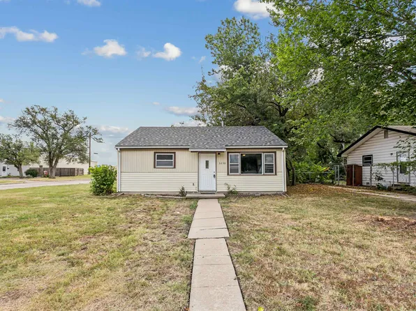 3230 S Fern St, Wichita, KS 67217