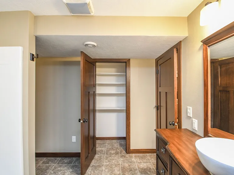 3436 W 84th Pl — Photo 46