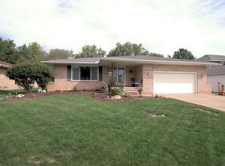 1890 Fay Dr, Parma, OH 44134