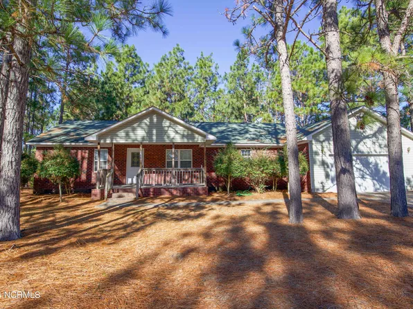 160 Ashleigh Boulevard, Aberdeen, NC 28315