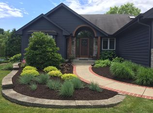 N22W26727 Shooting Star Rd, Pewaukee, WI 53072