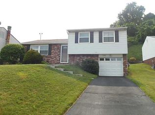 712 Blueberry St, West Mifflin, PA