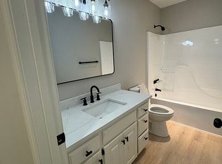 1360 S Gregg Rd, Nixa, MO 65714