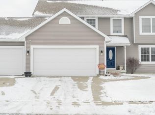 6411 Friendship Path, Bettendorf, IA 52722