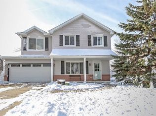 2595 Dorothy Dr, Aurora, IL 60504