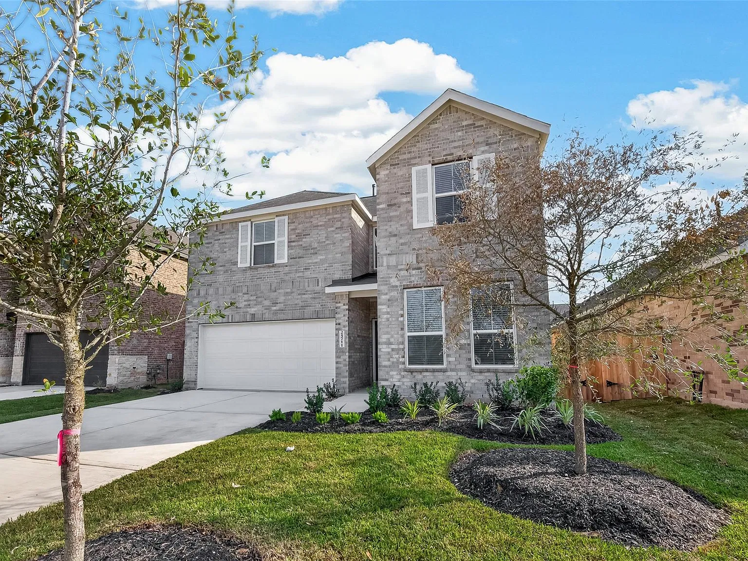 5 bed, 3.0 bath, 2649 sqft, $2,999 — Photo 4