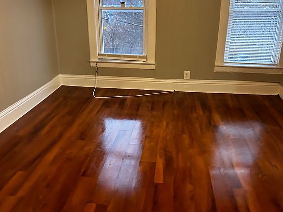 3rd image of 138 W Main St APT 6
