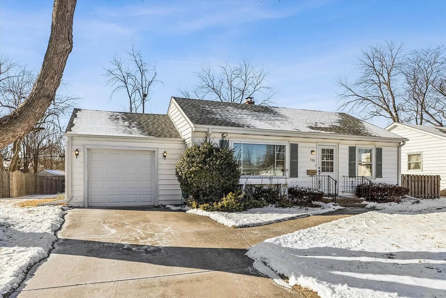 139 S Rosedale Ave photo 1