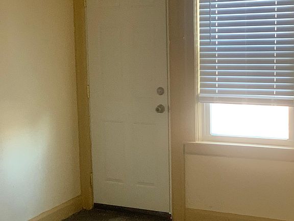 2nd image of 14040 Northlawn Ave #1