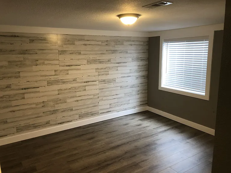 901 W Lacrosse Ave — Photo 16