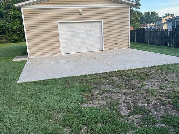 4th image of 503 Brite Ave