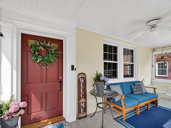 4th image of 1228 Kessler Boulevard East Dr
