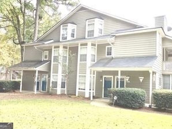 6449 Pinebark Way, Morrow, GA 30260