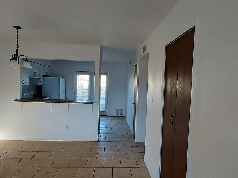 448 Dartmouth Ave #C — Photo 7