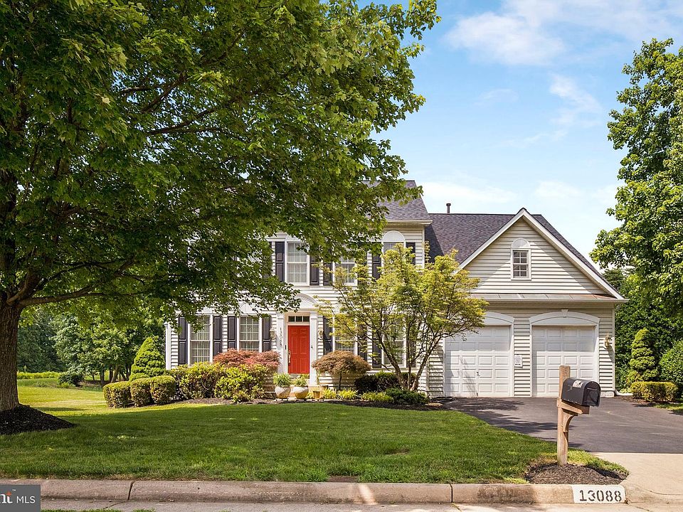 1st image of 13088 Autumn Willow Dr