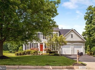 13088 Autumn Willow Dr, Fairfax, VA 22030
