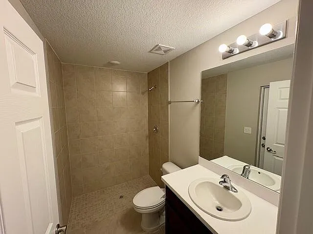 202 SW Aldoro Pl — Photo 18