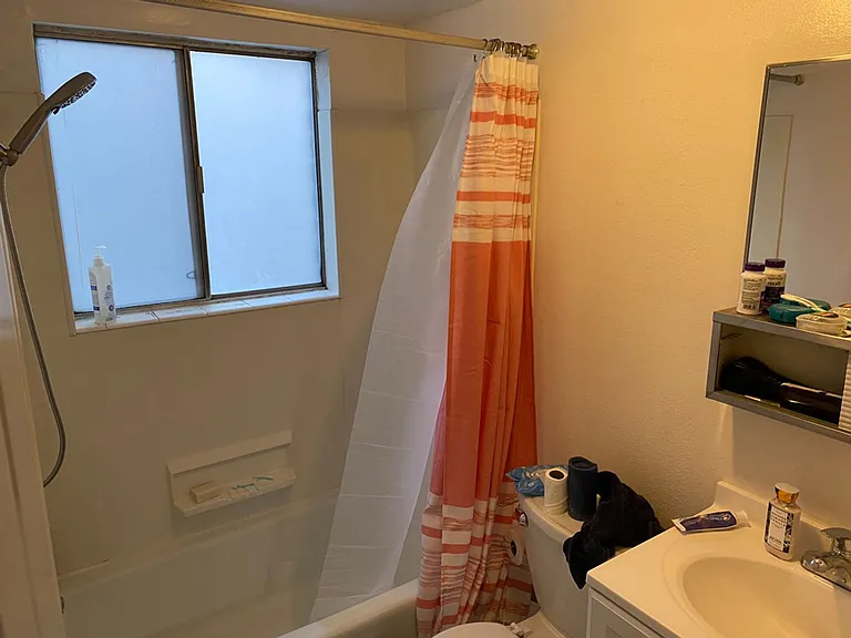 473 S State St #225 — Photo 4