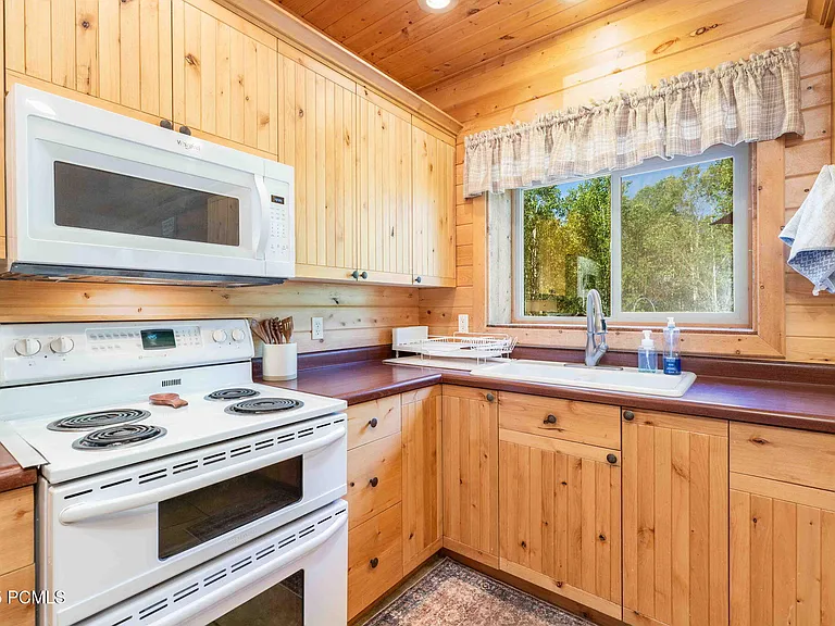 651 Spotted Fawn Ln — Photo 19
