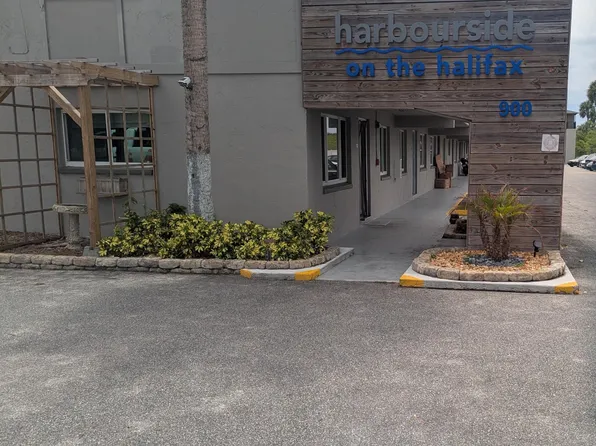 900 S Peninsula Dr APT 103, Daytona Beach, FL 32118