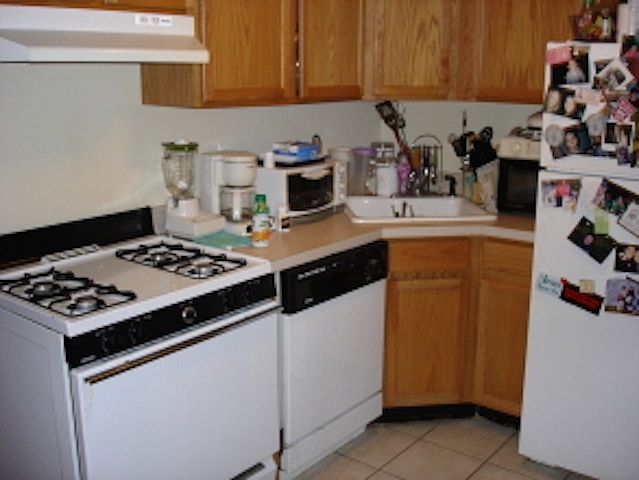 2nd image of 609 Garden St