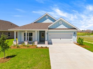 36 Gray Owl Dr E, Freeport, FL 32439