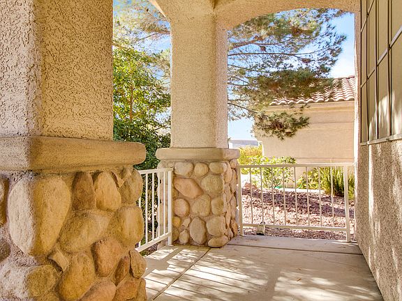 2nd image of 1868 Tremolite Ave