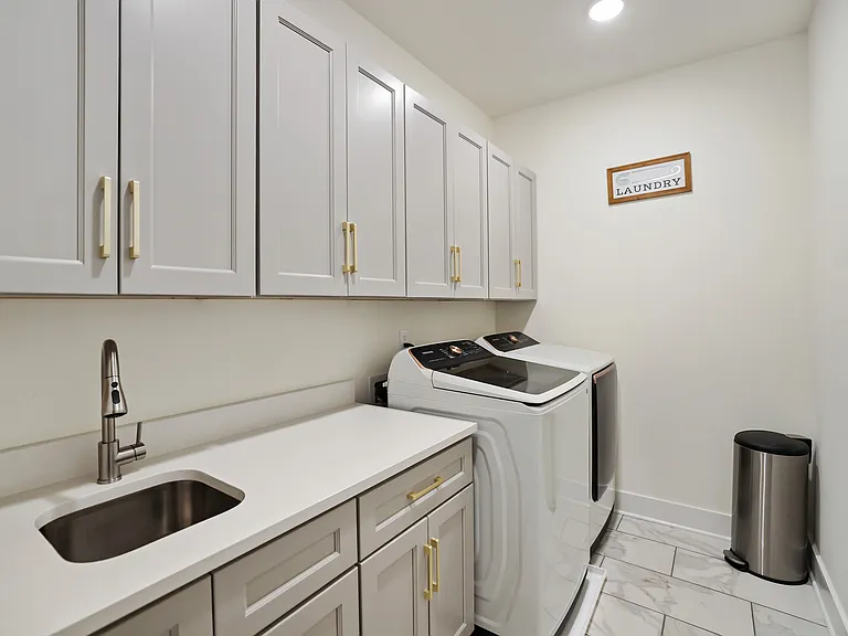 7674 Sawyer Brown Rd — Photo 69