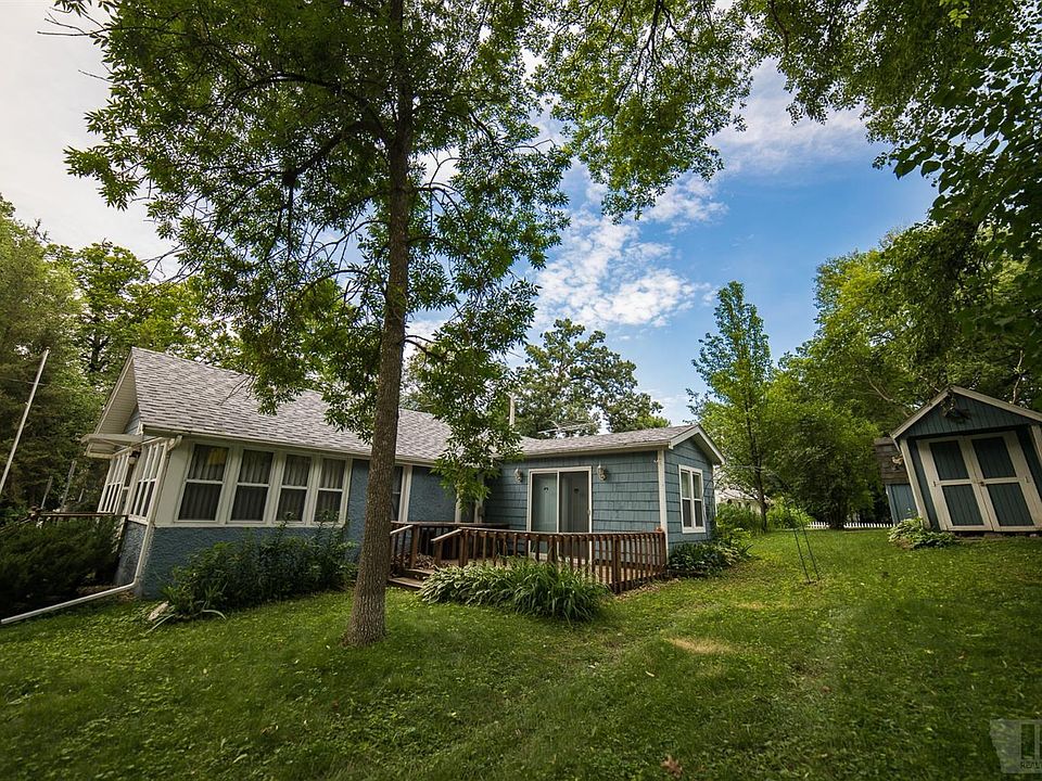 1st image of 15299 Oakwood Ave