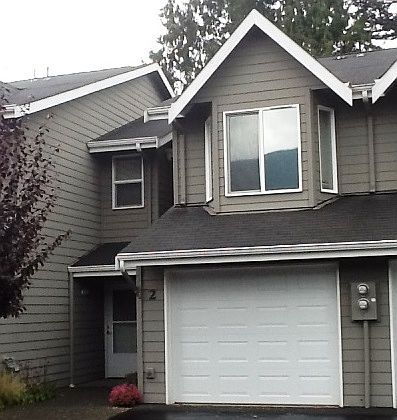 1st image of 321 SE Orchard Dr APT 2