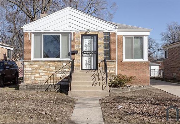 4th image of 14235 Woodlawn Ave